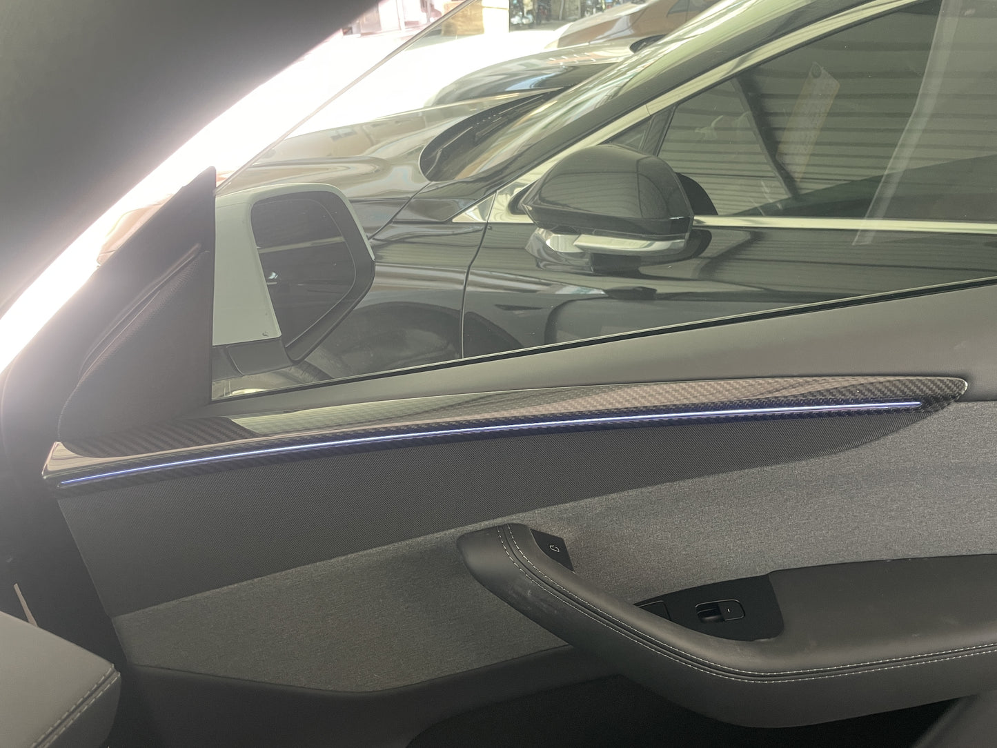 Model Y Juniper - Carbon Fiber Door Panel Trim