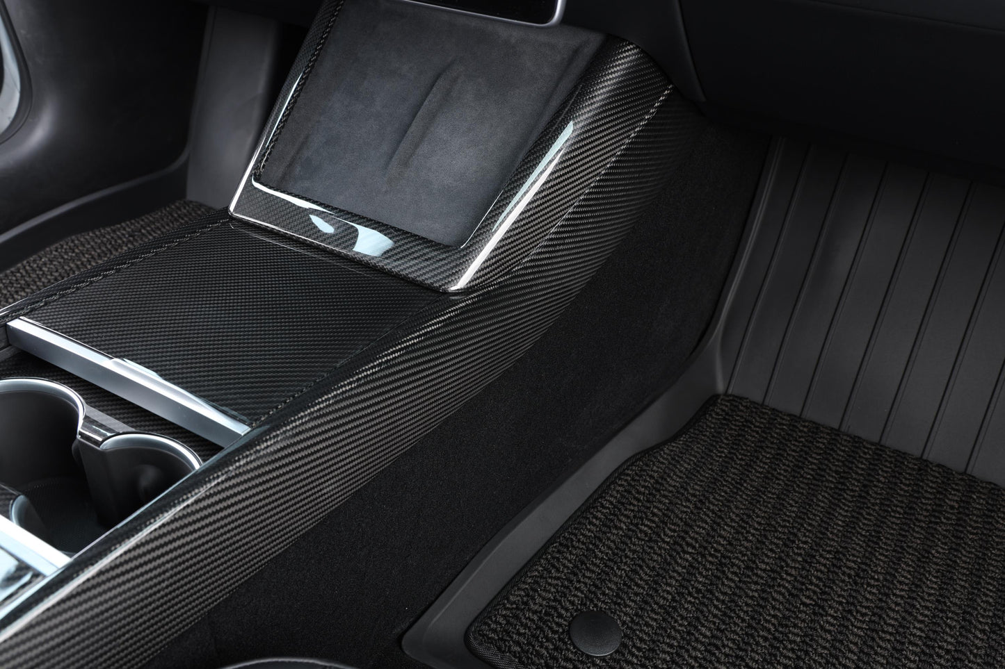Model Y Juniper - Carbon Fiber Charging Frame