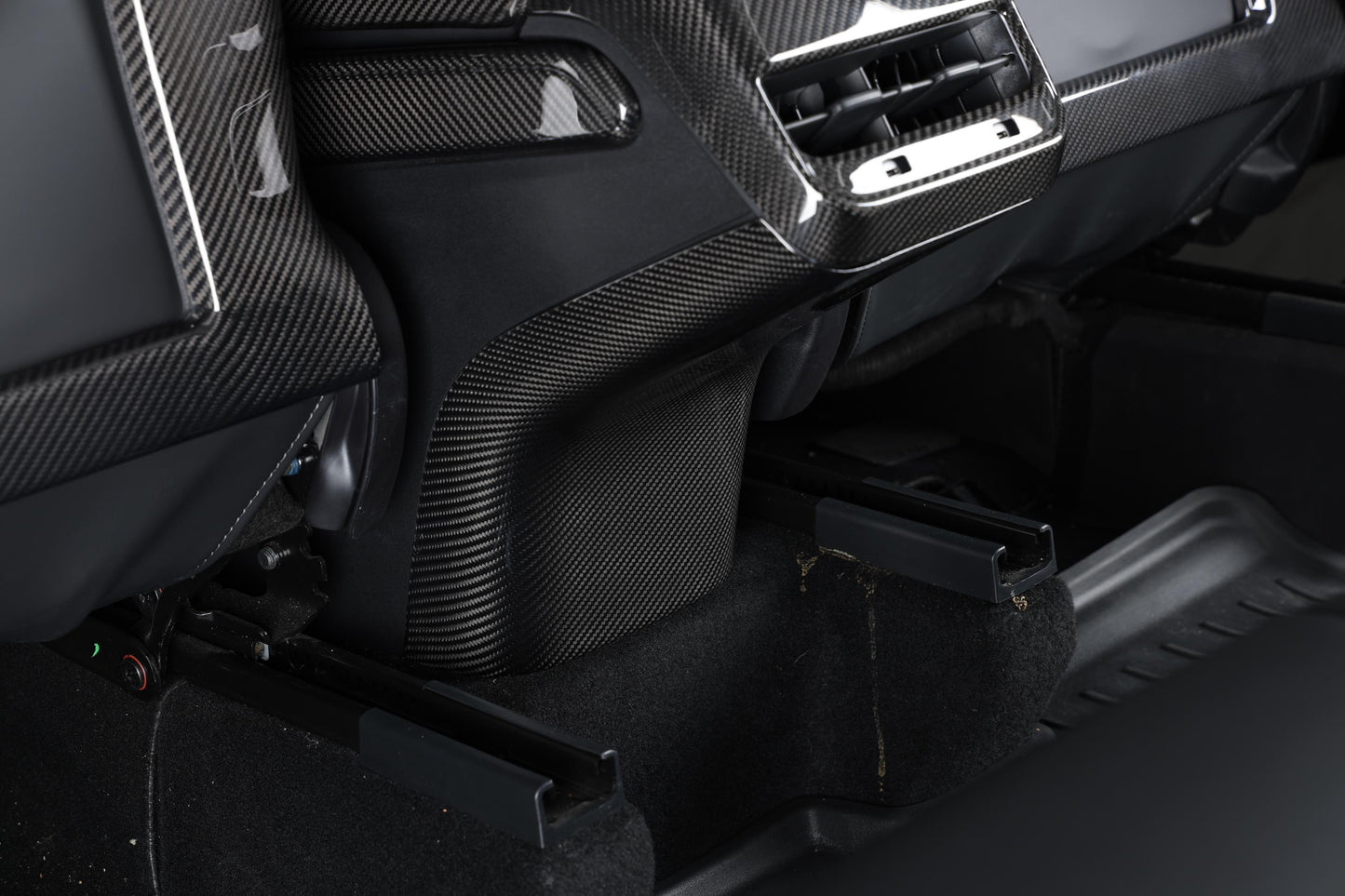 Model 3/Y - Carbon Fiber Rear Anti-Kick Plate