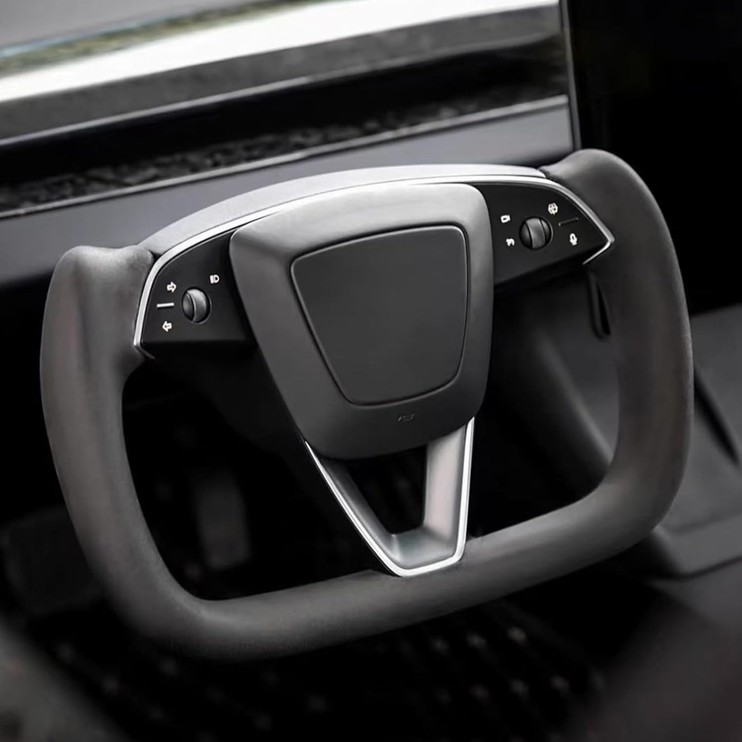 Highland/Juniper - Yoke Style OEM Steering Wheel