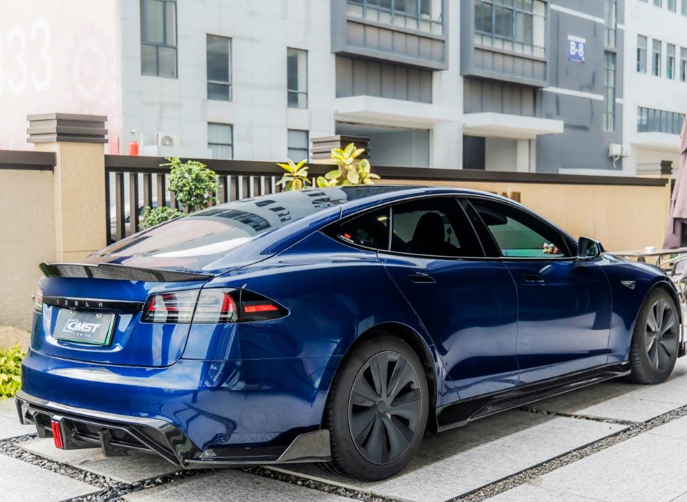 CMST - Model S (2021+) - Carbon Fiber Rear Diffuser