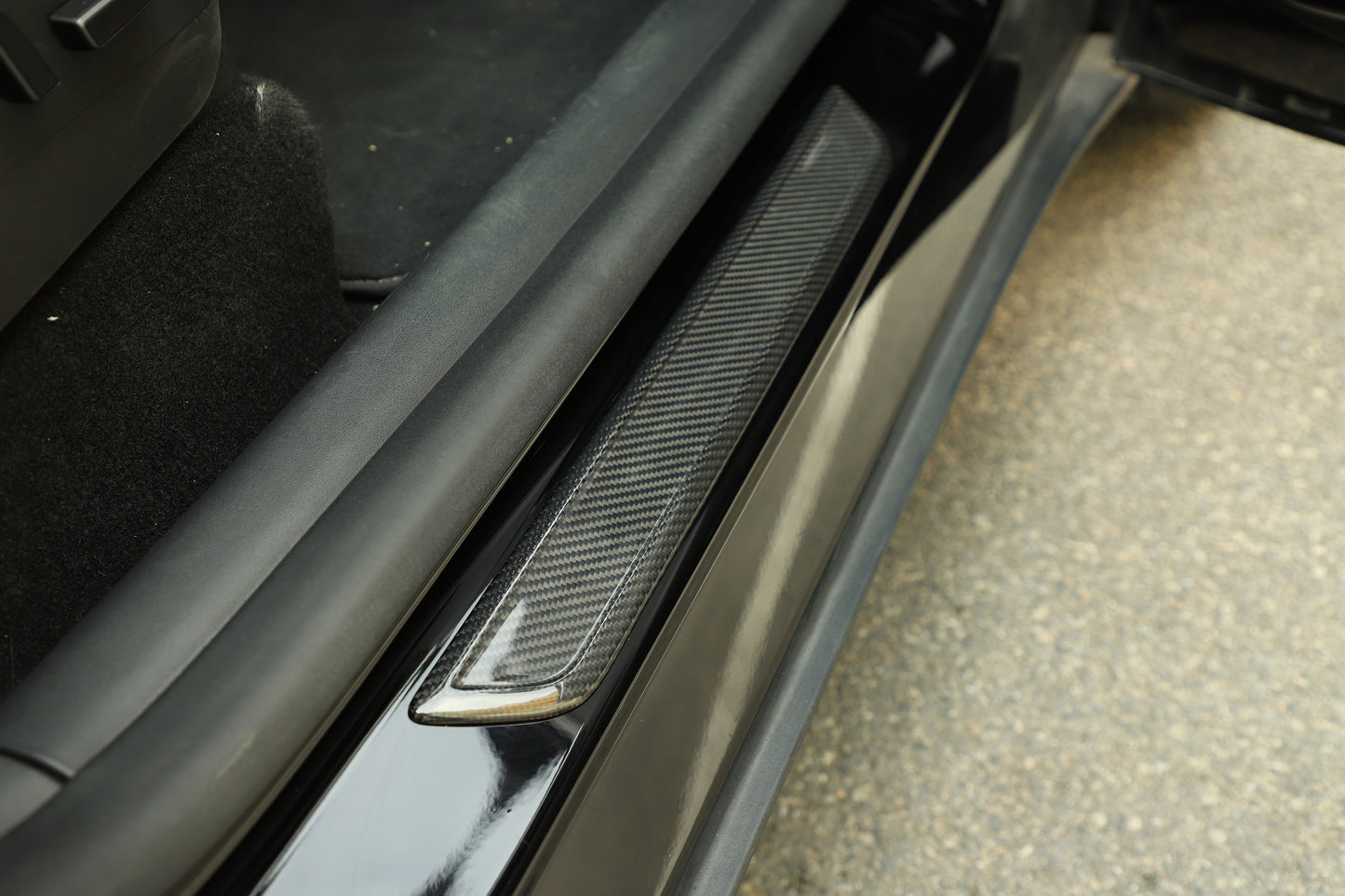 Model 3/Y - Carbon Fiber Threshold Bar Door Guards