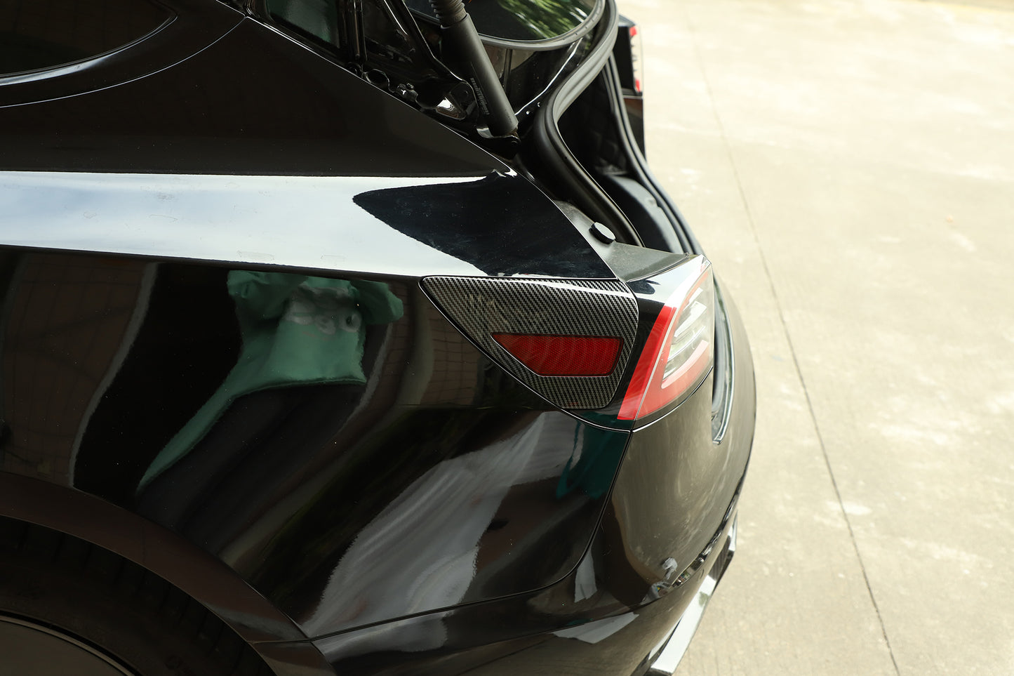 Model 3/Y - Carbon Fiber Charging Plate Covers