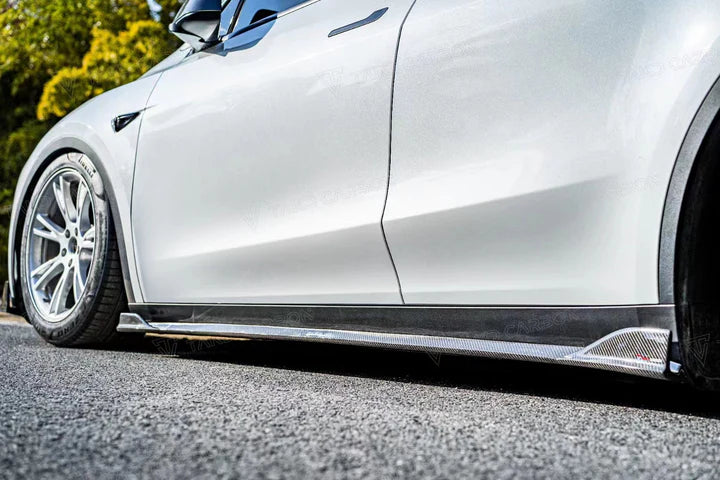 TAKD - Model Y - Side Skirts